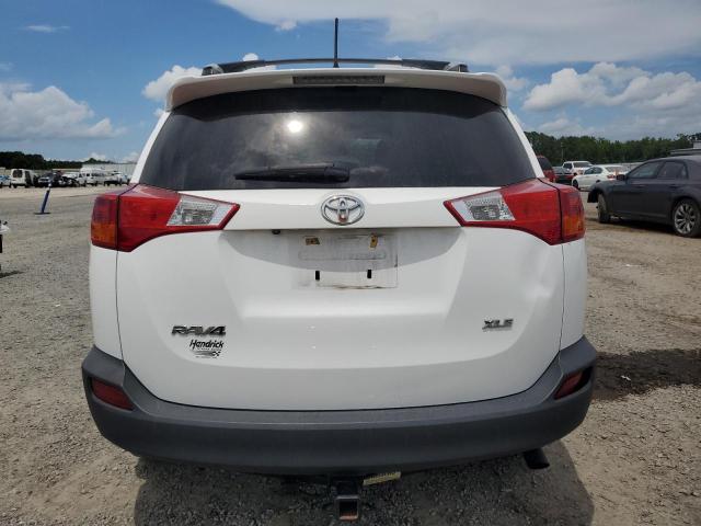 2015 TOYOTA RAV4 XLE - 2T3WFREV8FW167700