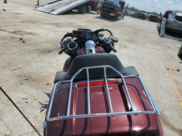 2018 HARLEY-DAVIDSON FLTRU 1HD1KGD13JB639973