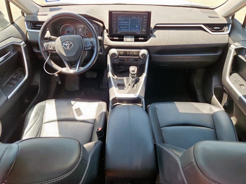 2020 TOYOTA RAV4 XLE P 2T3C1RFV5LW073060