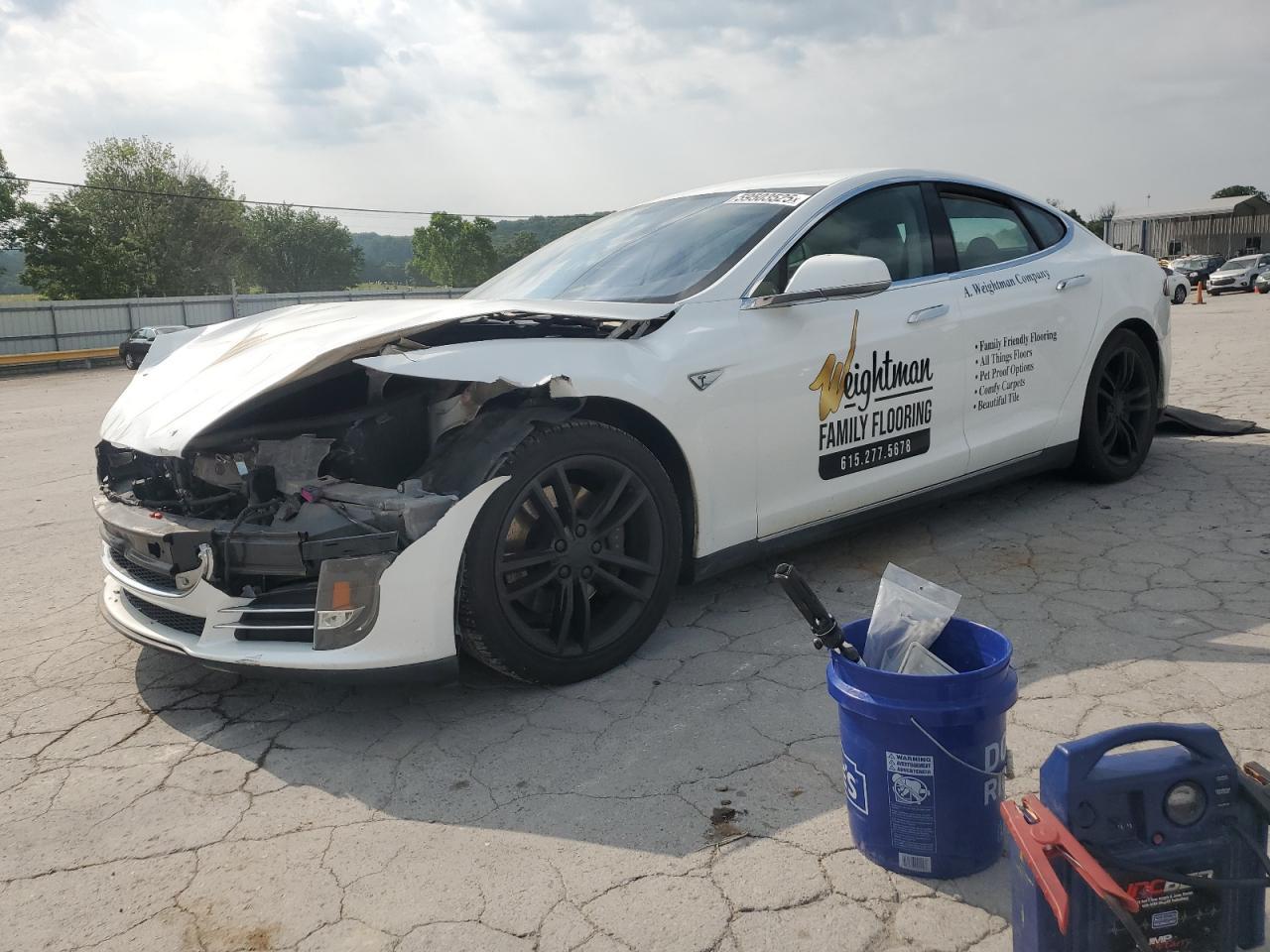 TESLA MODEL S