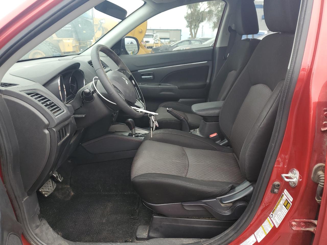 MITSUBISHI OUTLANDER ES