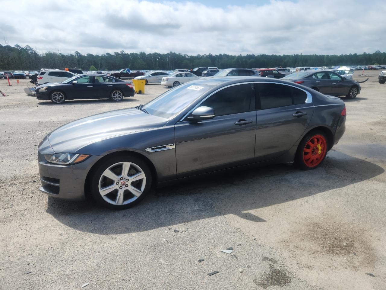 JAGUAR XE PREMIUM