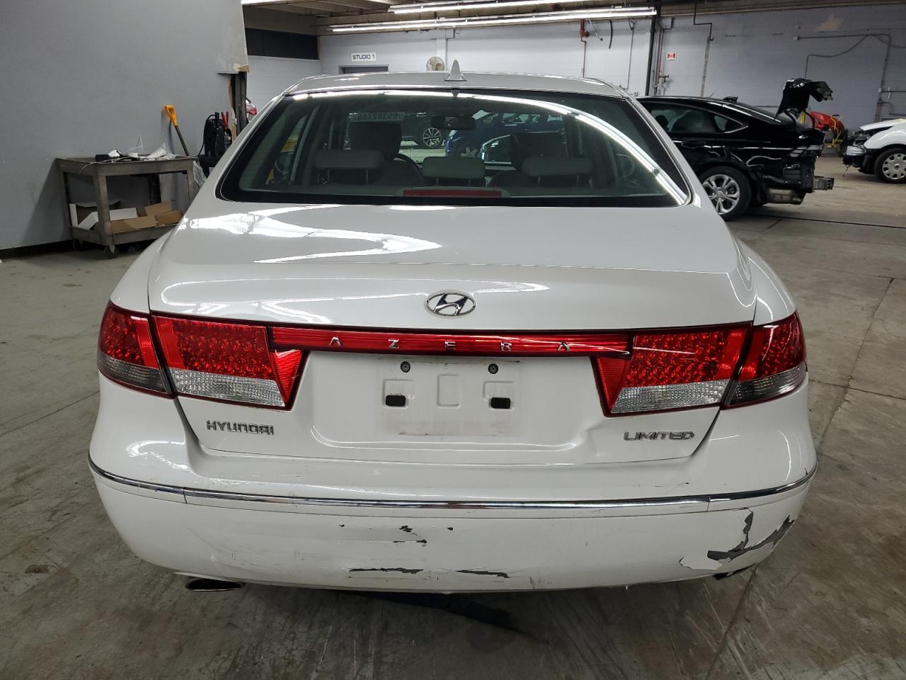 Lot #3285794648 2009 HYUNDAI AZERA SE