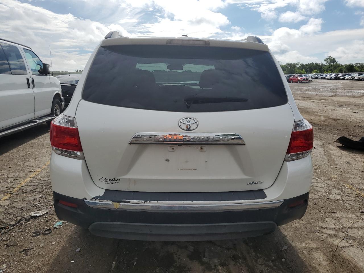 TOYOTA HIGHLANDER LIMITED