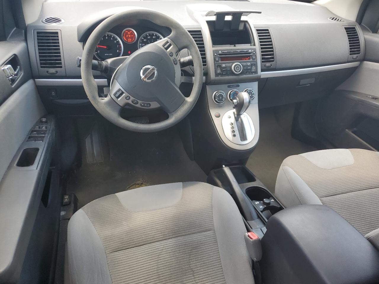 NISSAN SENTRA 2.0