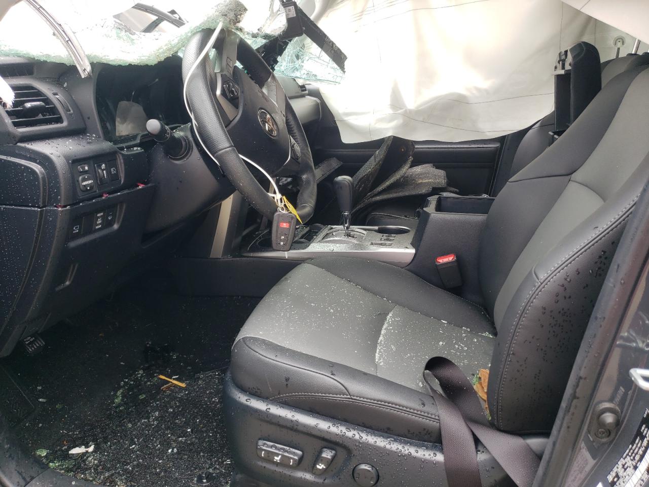 TOYOTA 4RUNNER SR5/SR5 PREMIUM