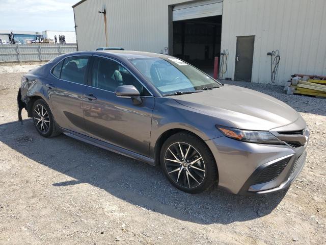 Vin: 4t1g11ak7ru883100, lot: 63321525, toyota camry se night shade 20244