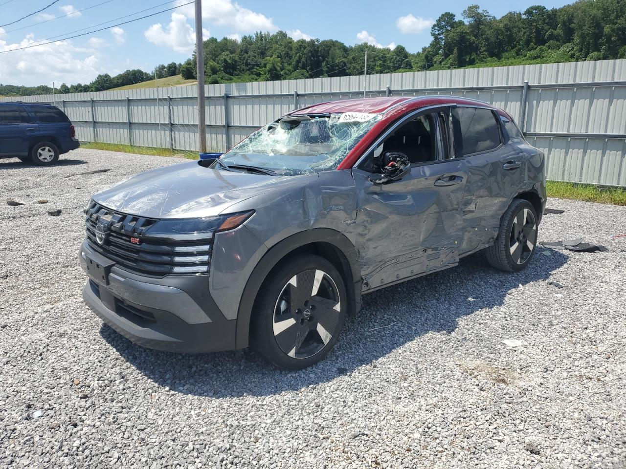 NISSAN KICKS SR
