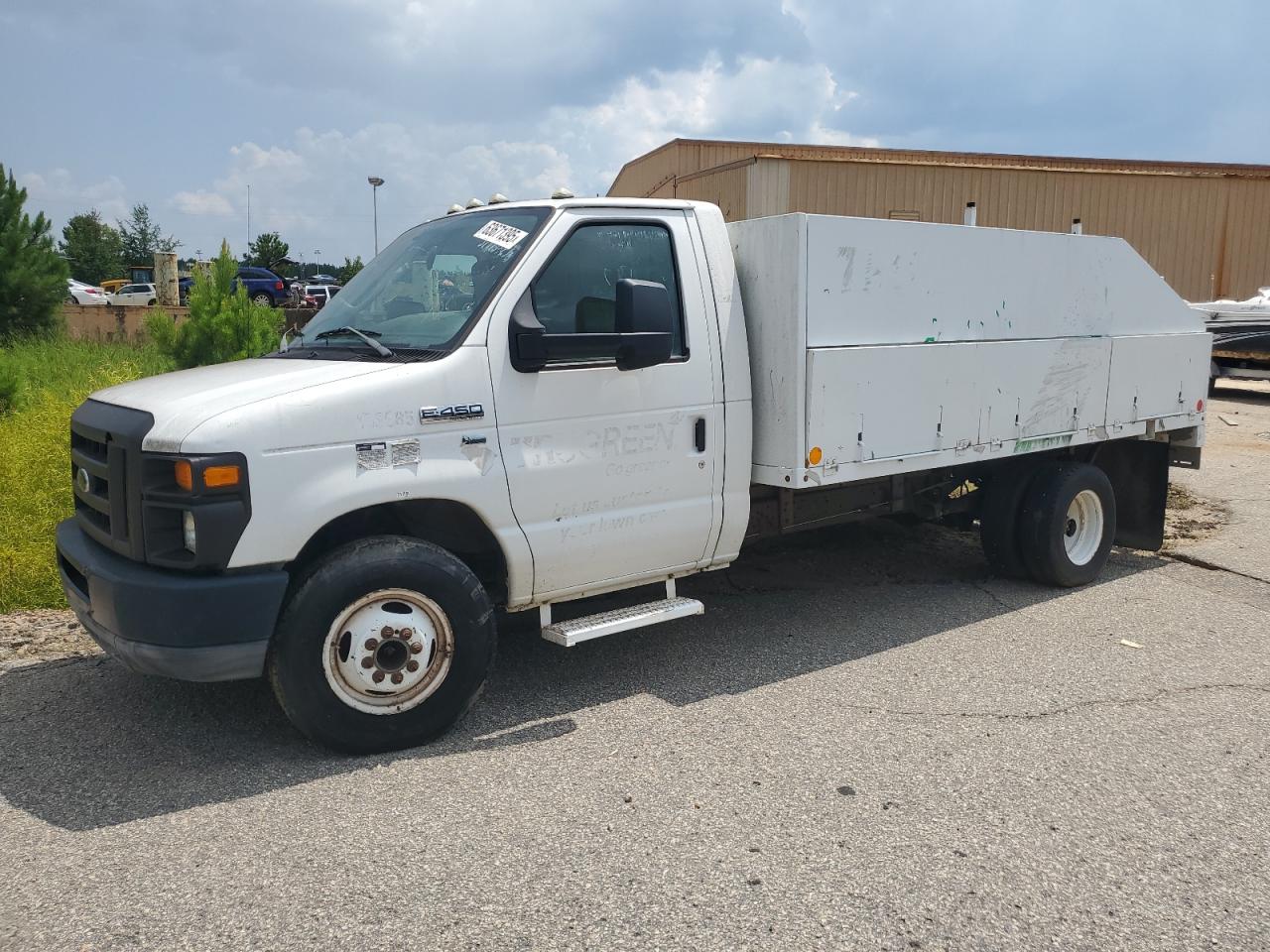 FORD ECONOLINE E450 SUPER DUTY CUTAWAY VAN