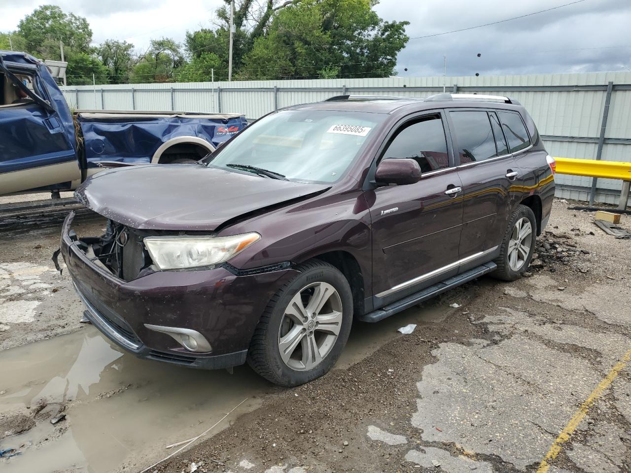 TOYOTA HIGHLANDER LIMITED