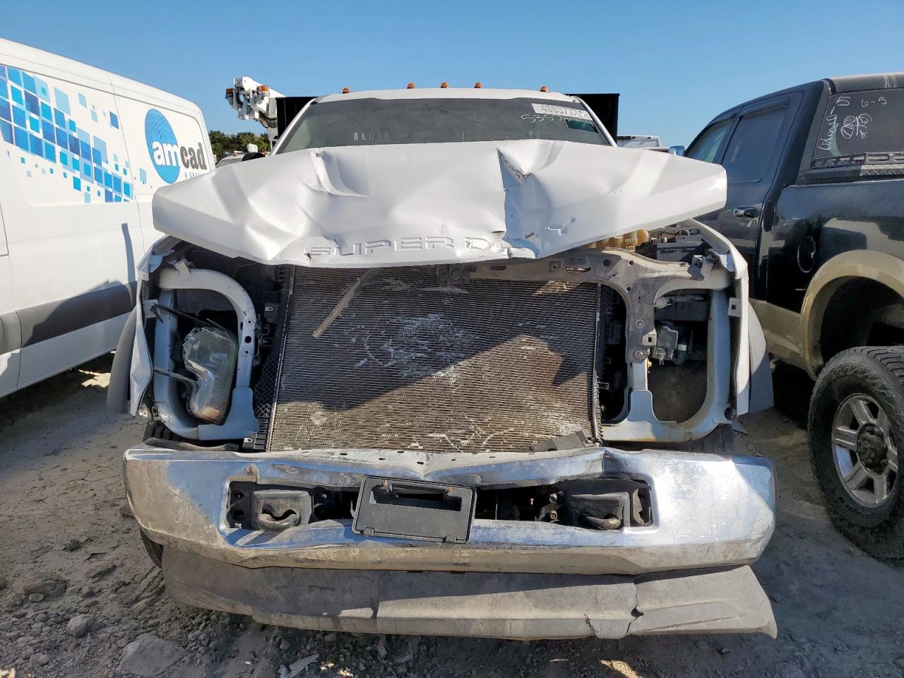 FORD F-550 SUPER DUTY