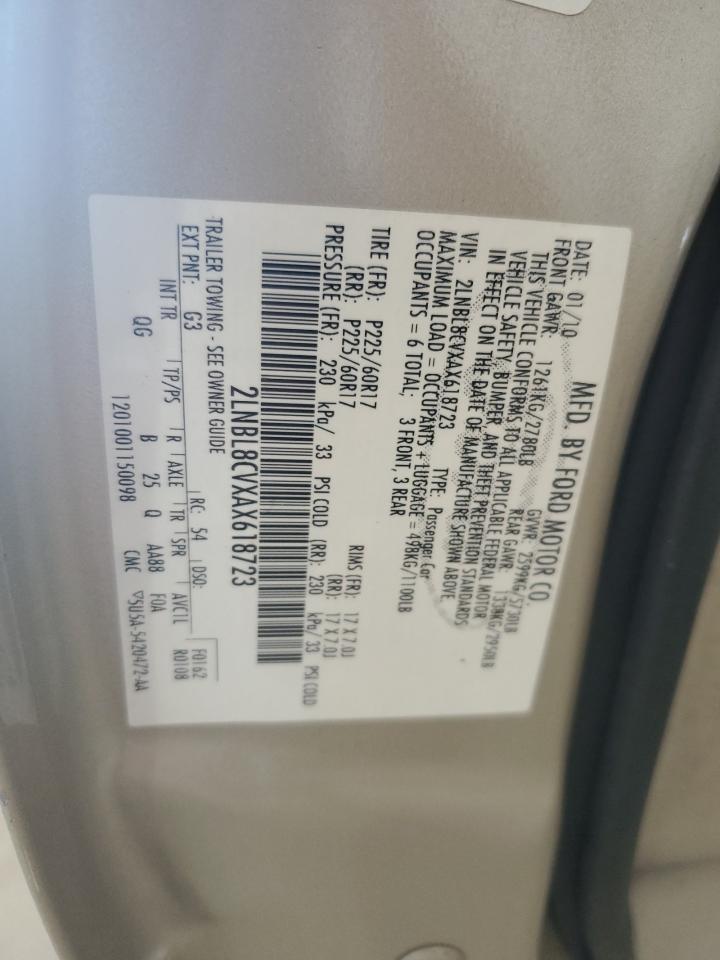 LINCOLN TOWN CAR SIGNATURE LIMITED