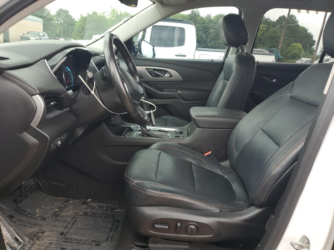 CHEVROLET TRAVERSE LT