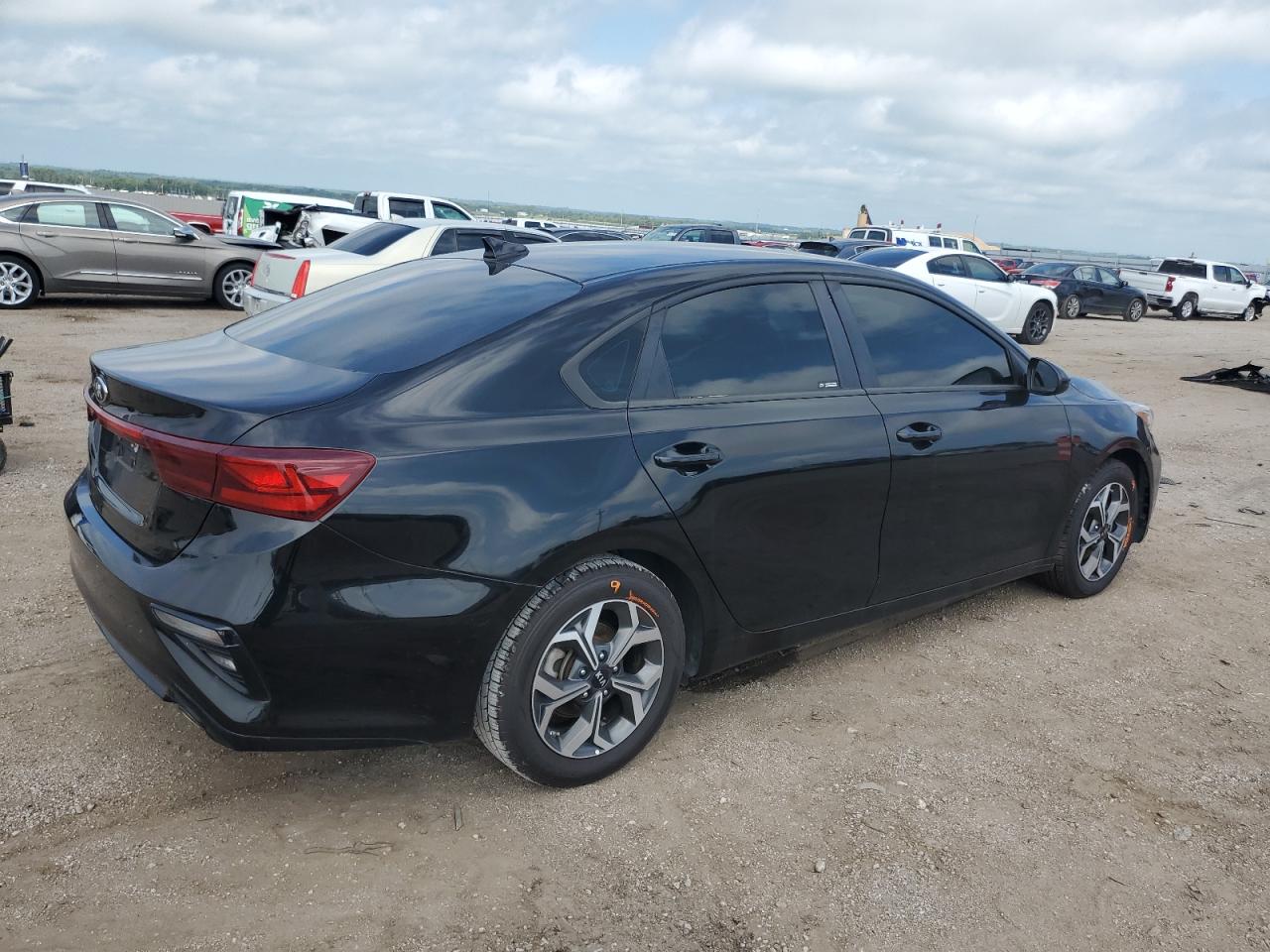 KIA FORTE FE