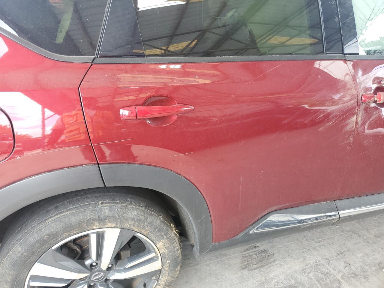 NISSAN ROGUE PLATINUM