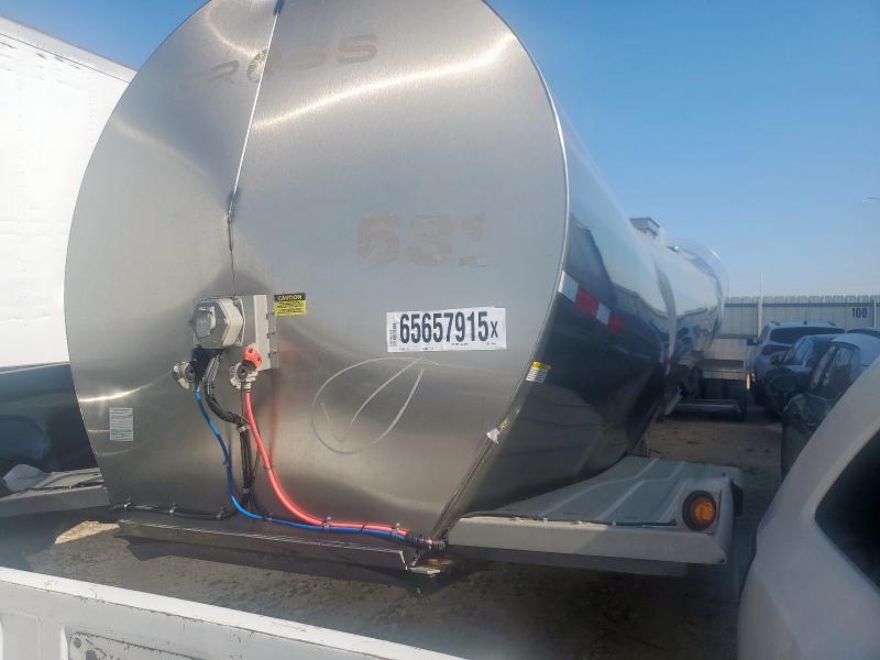 POLAR TANKER 2023 silver   3H6KR4321P3116765 photo #1
