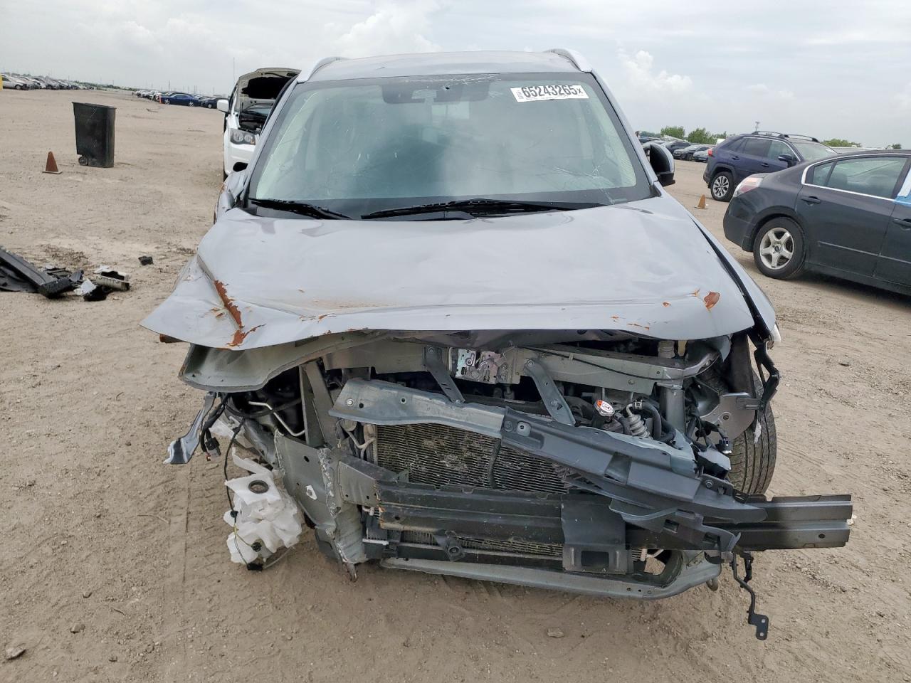 MITSUBISHI OUTLANDER SE