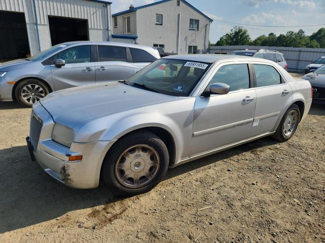 Global Auto Auctions: 2005 CHRYSLER 300 TOURIN