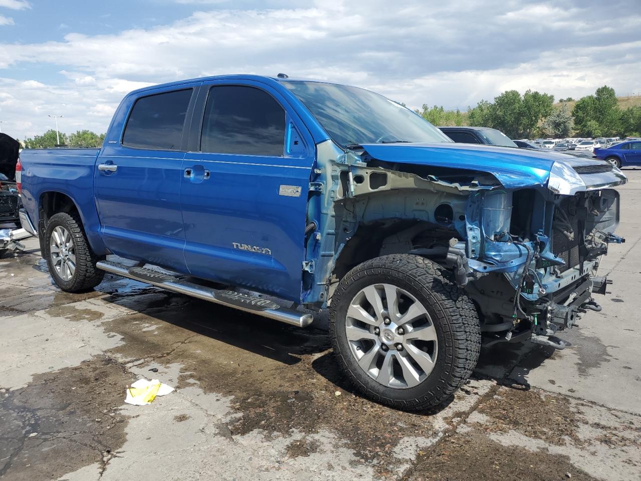 TOYOTA TUNDRA CREWMAX LIMITED