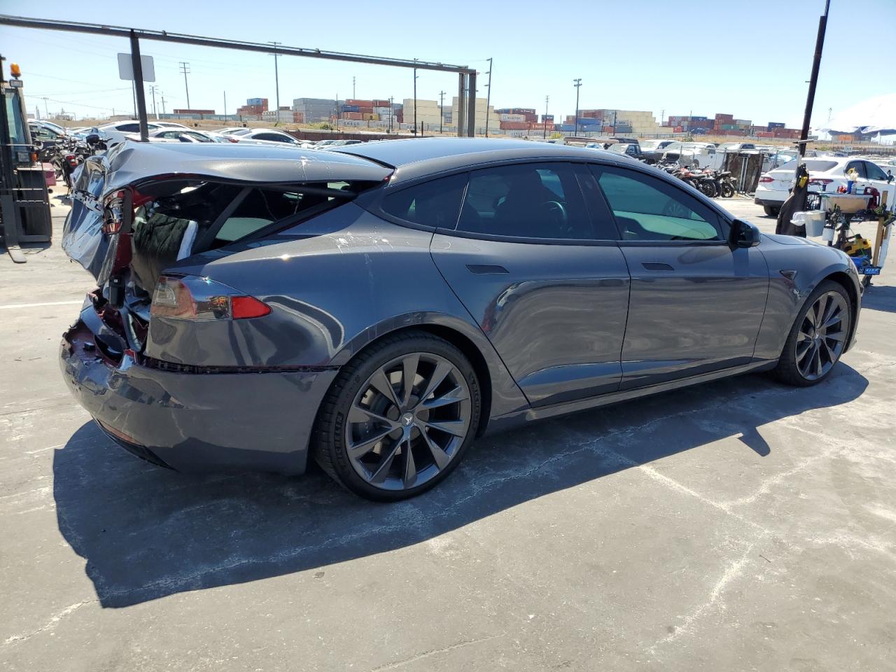 TESLA MODEL S