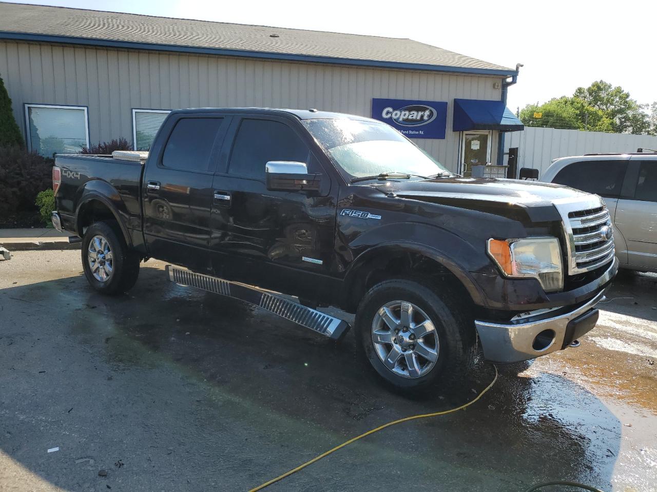 FORD F-150 SUPERCREW