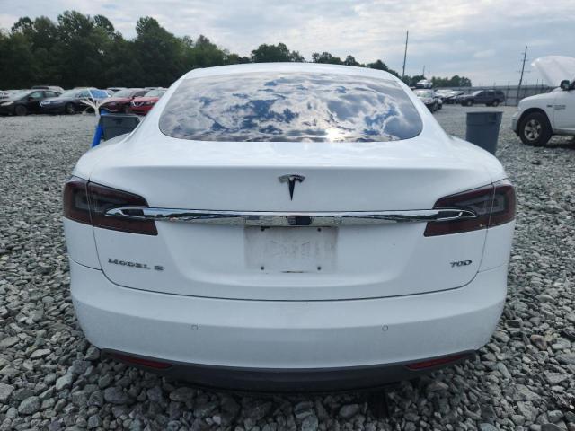 2015 TESLA MODEL S 70 5YJSA1S21FF082745