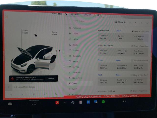2025 TESLA MODEL Y 7SAYGDEE1SF286586