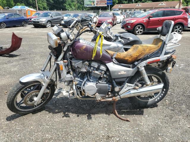 HONDA VF1100 C 1984 purple road/str gas 1HFSC120XEA110077 photo #4