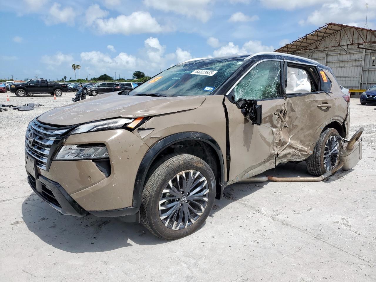 NISSAN ROGUE PLATINUM