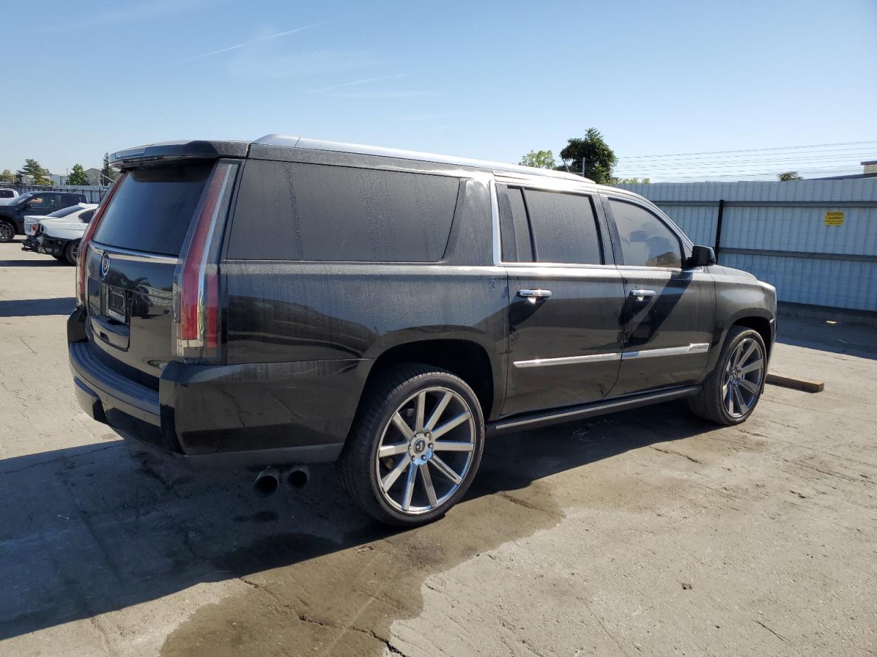 CADILLAC ESCALADE ESV PREMIUM