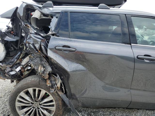 2022 TOYOTA HIGHLANDER - 5TDEBRCH3NS088598