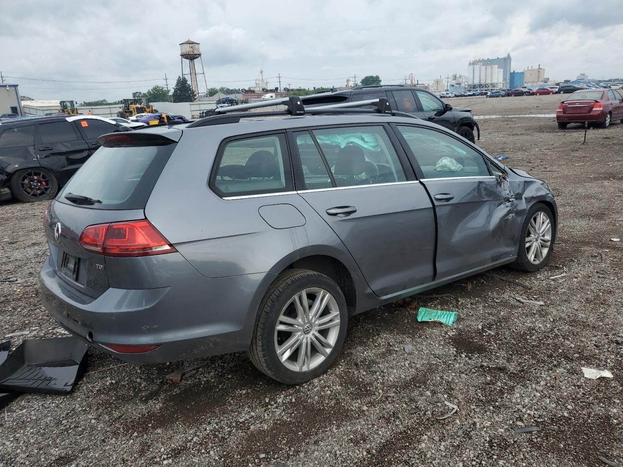 VOLKSWAGEN GOLF SPORTSVAN TDI S