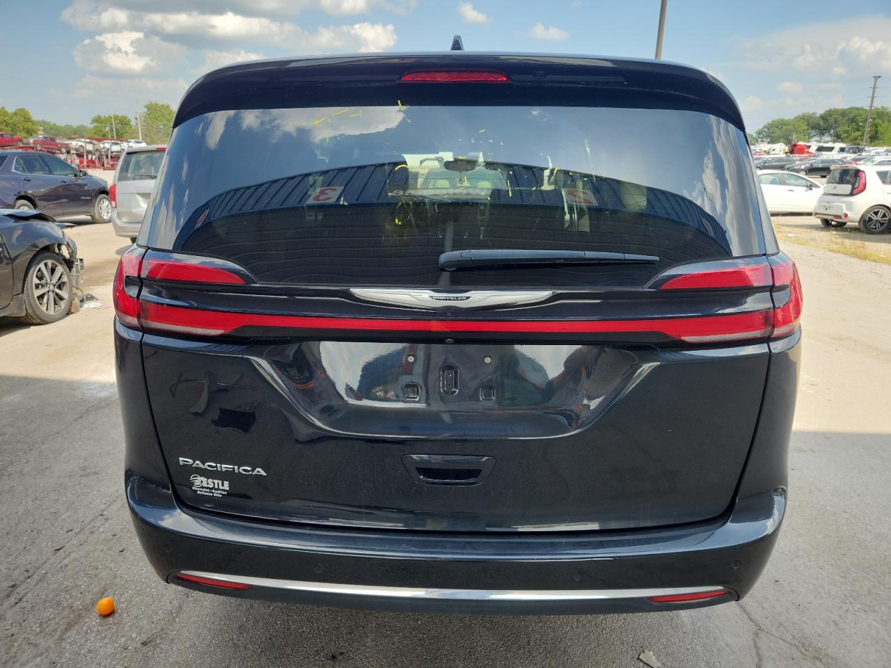 CHRYSLER PACIFICA TOURING L