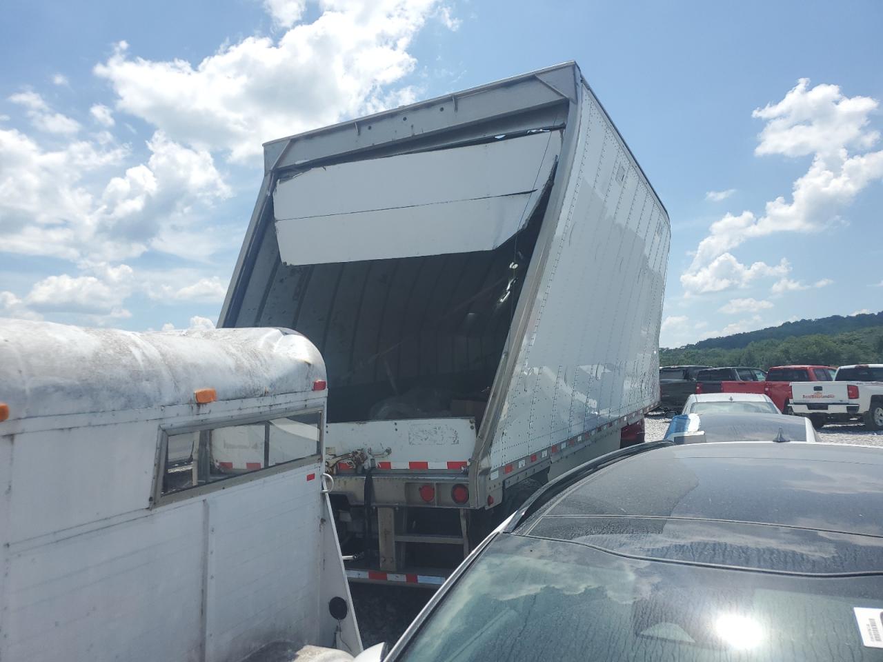 Lot #3206330110 2010 GREA TRAILER