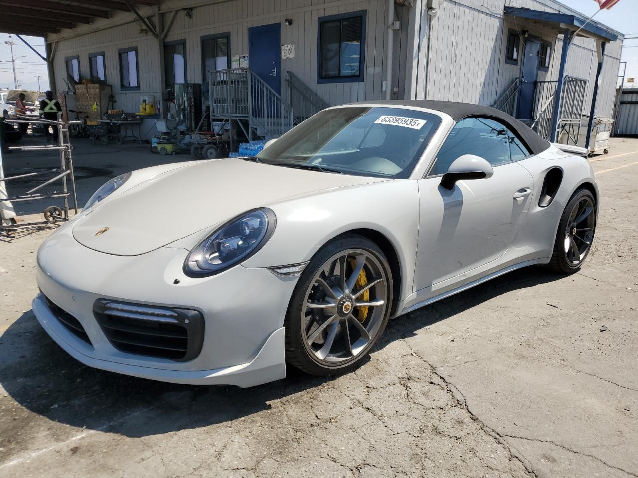 PORSCHE 911 TURBO