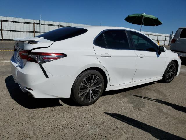 2018 TOYOTA CAMRY L - 4T1B11HK0JU589221