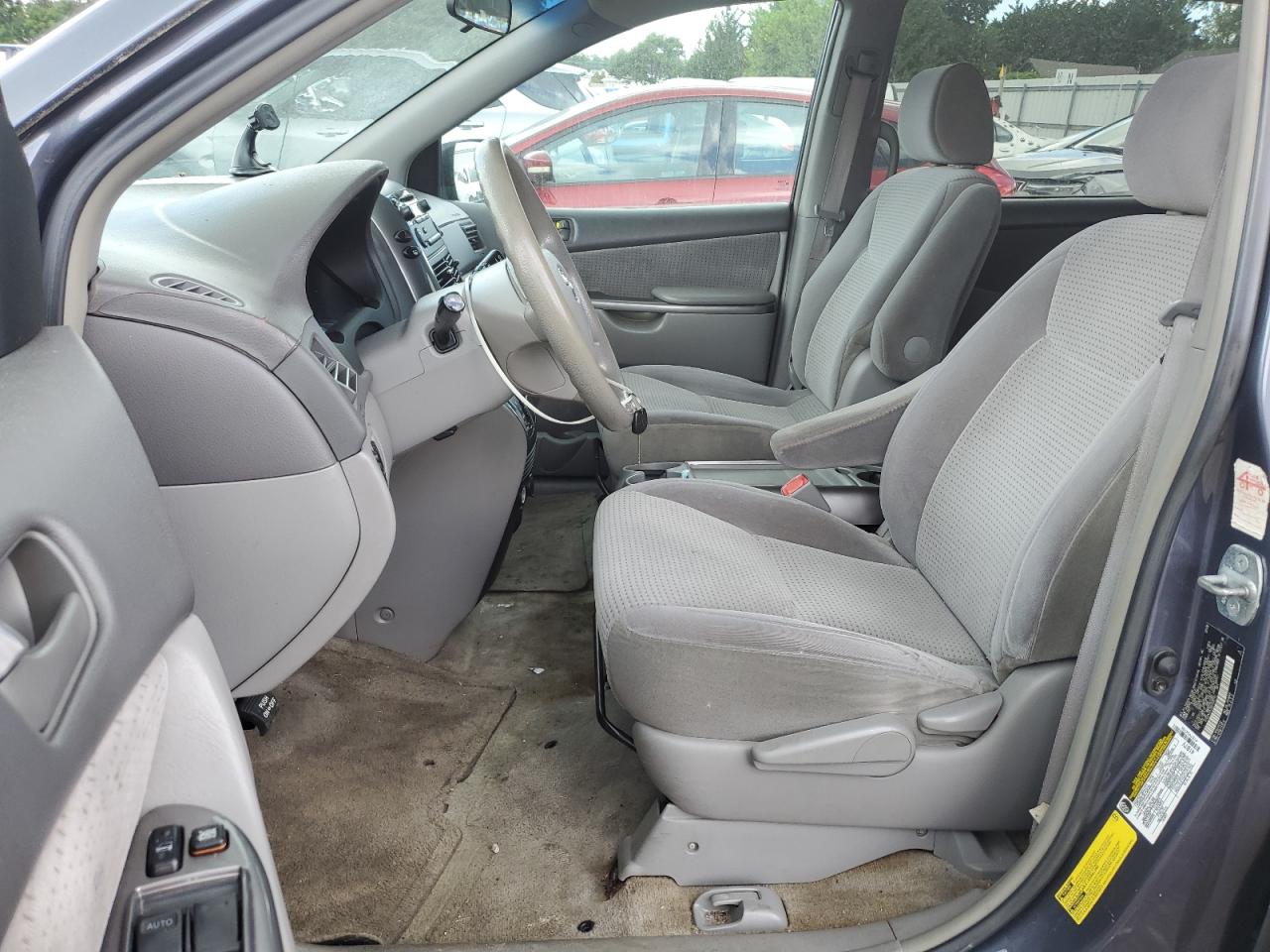 Lot #3294153940 2006 TOYOTA SIENNA CE