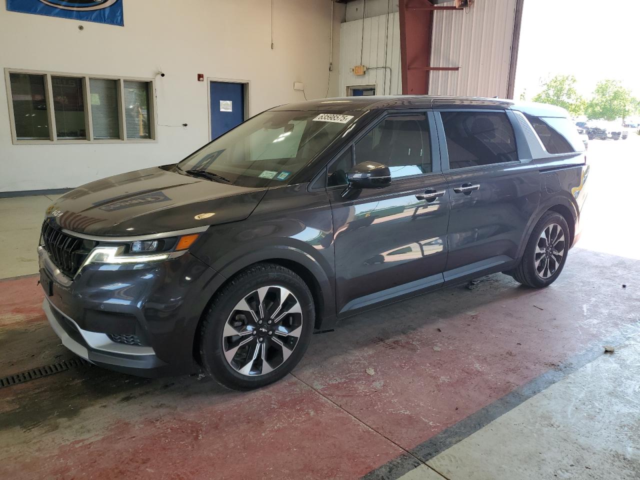 KIA CARNIVAL EX