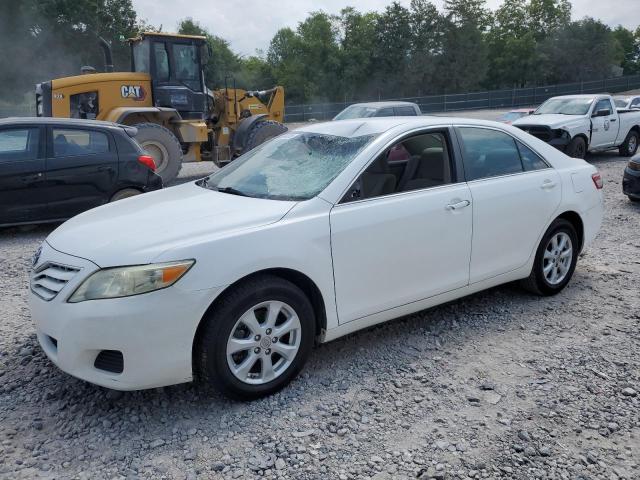 TOYOTA CAMRY BASE