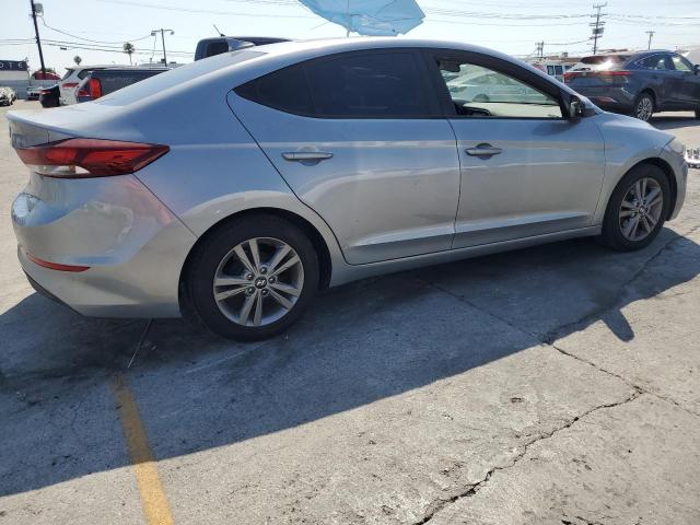 2017 HYUNDAI ELANTRA SE 5NPD84LF0HH138718