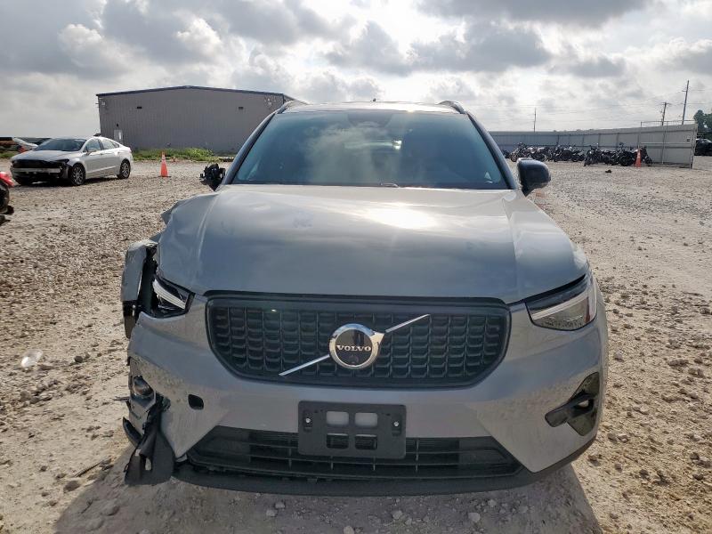 2025 VOLVO XC40 PLUS YV4L12UC3S2592377