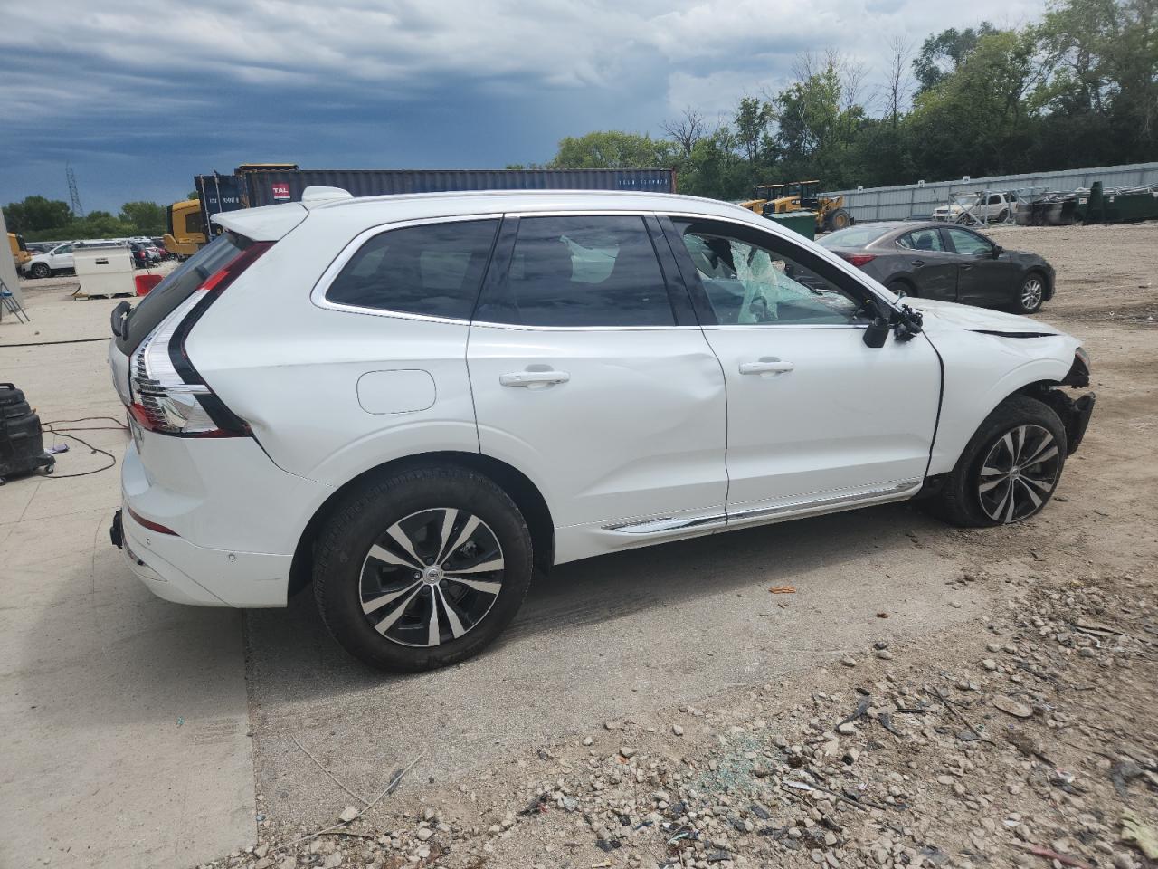 VOLVO XC60 T8 RECHARGE INSCRIPTION EXPRESS