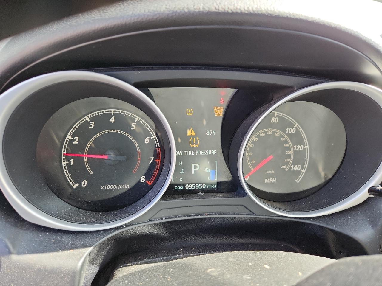 MITSUBISHI OUTLANDER ES