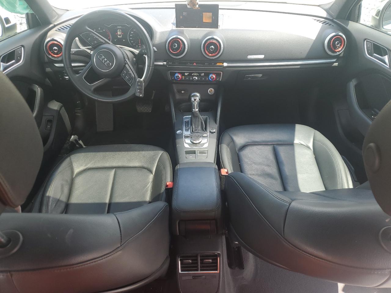 AUDI A3 S-LINE PREMIUM