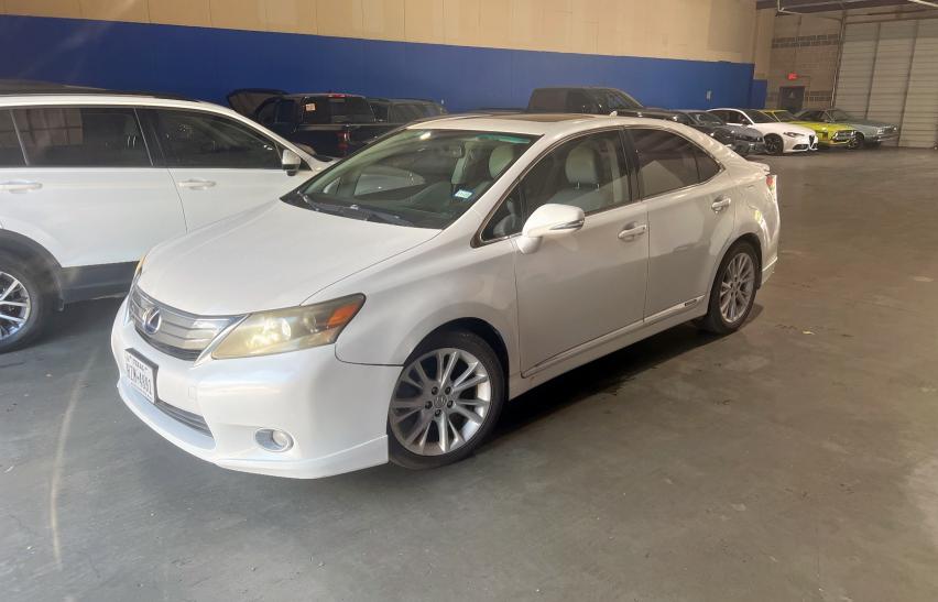 LEXUS HS 250H 2010 white sedan 4d hybrid engine JTHBB1BA6A200876 photo #3