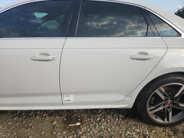 2018 AUDI A4 PREMIUM WAUENAF44JA013110