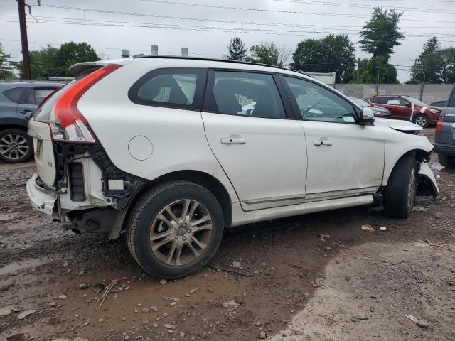 2016 VOLVO XC60 T5 YV440MDJ3G2852172