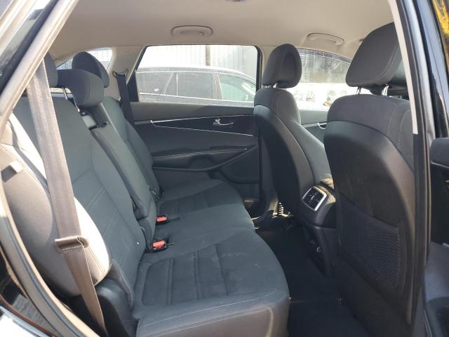 2016 KIA SORENTO LX - 5XYPGDA30GG065381