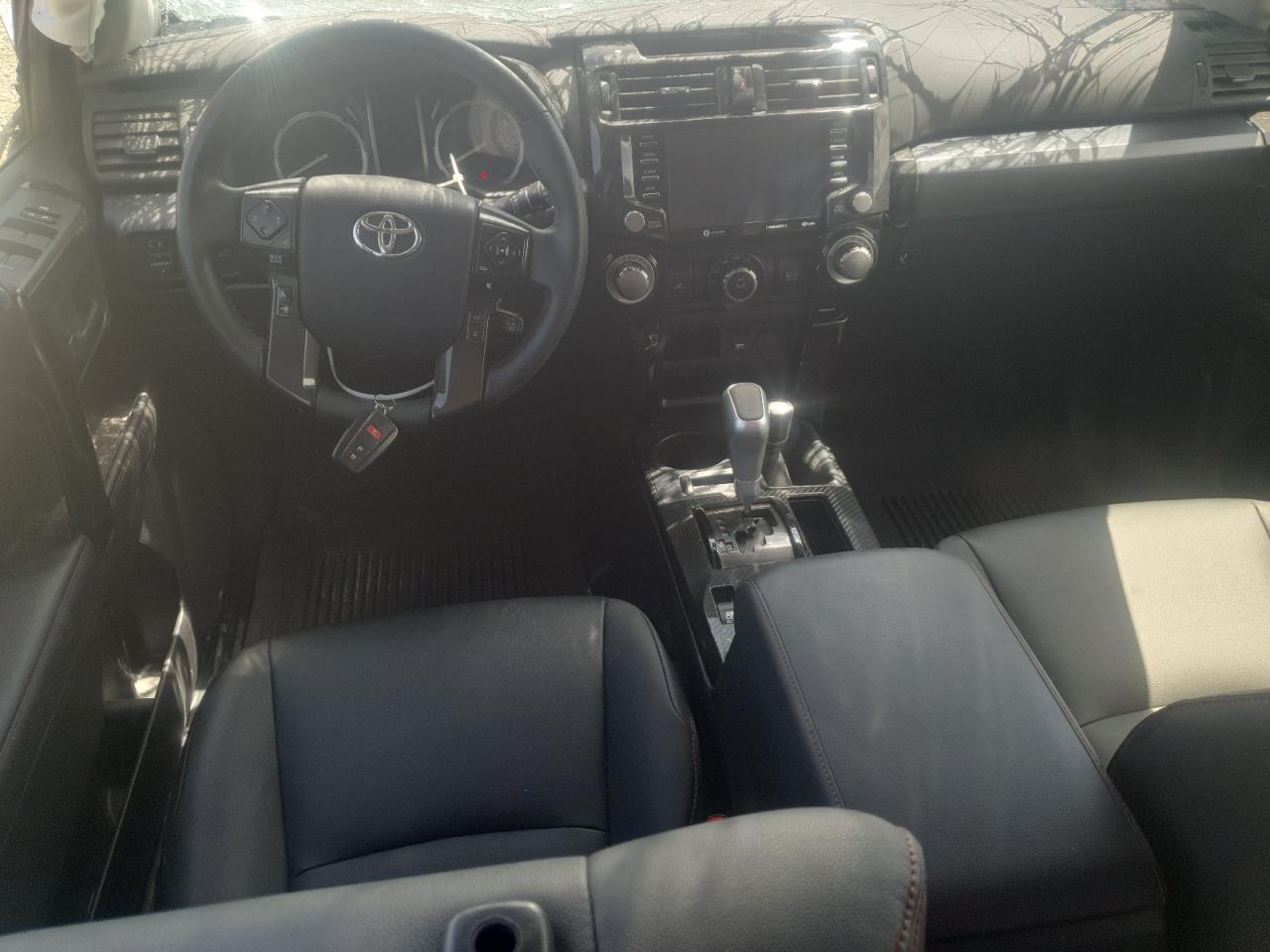 TOYOTA 4RUNNER SR5 PREMIUM