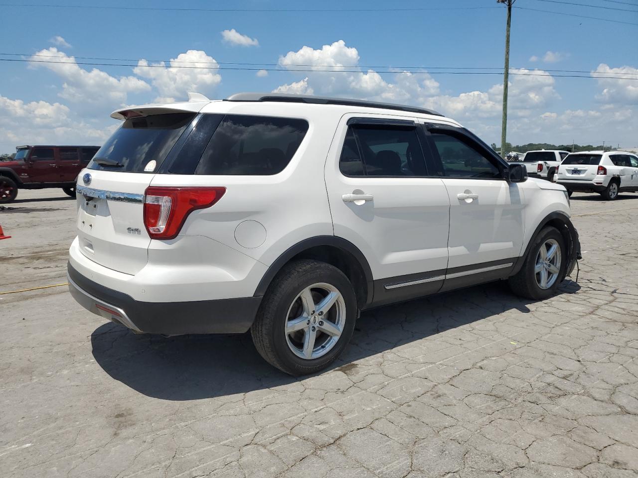 FORD EXPLORER XLT